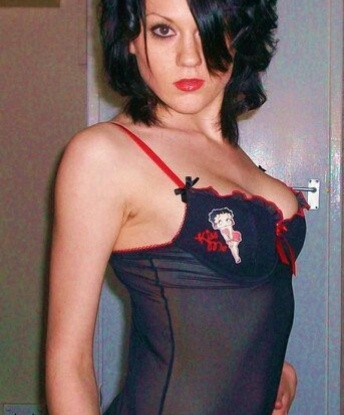 Могу предложить тебе самые разнообразные услуги, чтобы ты получил максимум удовольствия. Мои возможности безграничны, и я готова исполнить твои самые сокровенные фантазии. Наши встречи будут наполнены страстью и желанием. Заходи на мою страницу, чтобы увидеть мои фото и прочитать отзывы от моих довольных клиентов. Обещаю, что не пожалеешь о выборе меня. 😘💋✨ 13267, 24 года